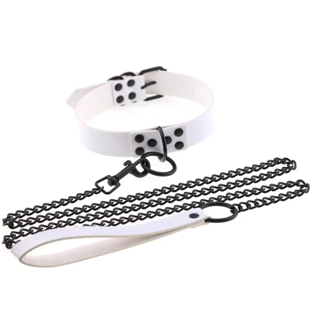Rivet Reign — Collier BDSM Punk Rivets & Corde de Traction