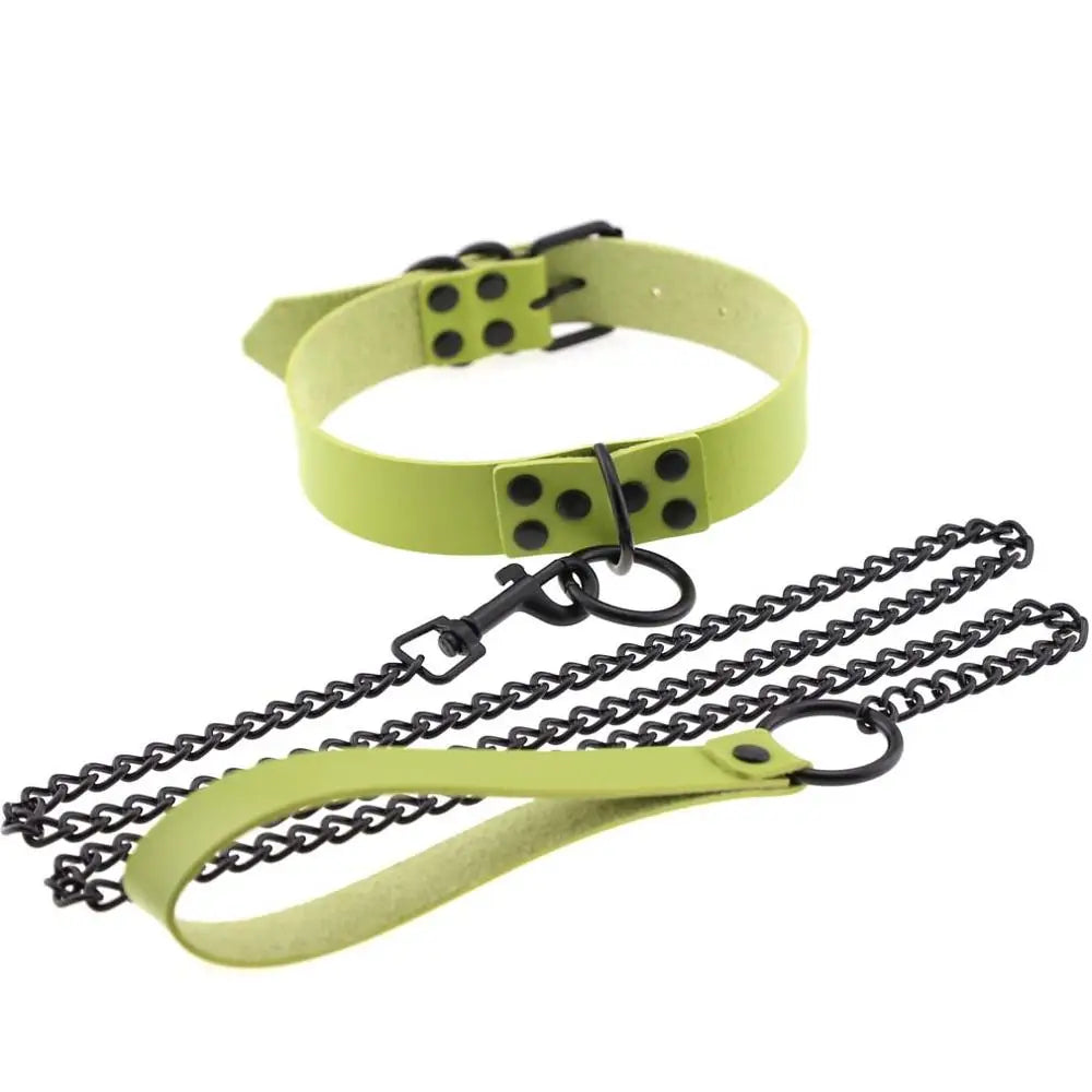 Rivet Reign — Collier BDSM Punk Rivets & Corde de Traction