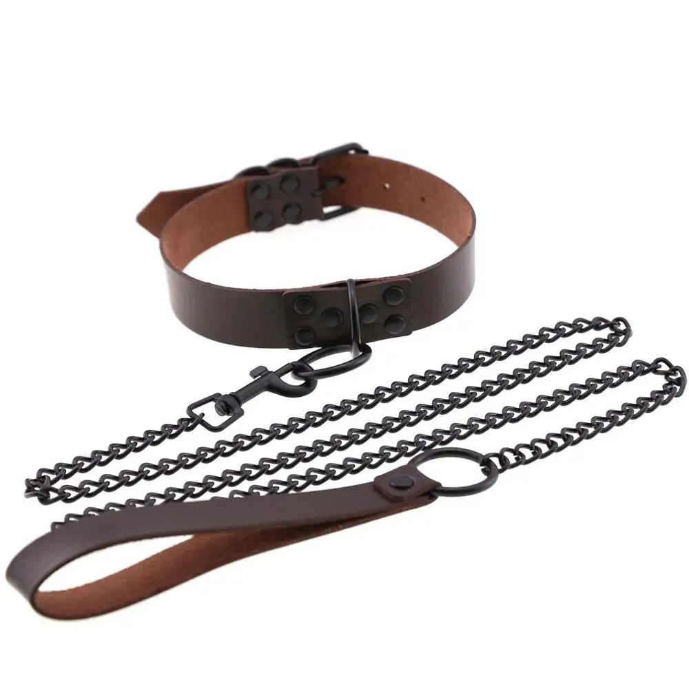 Rivet Reign — Collier BDSM Punk Rivets & Corde de Traction